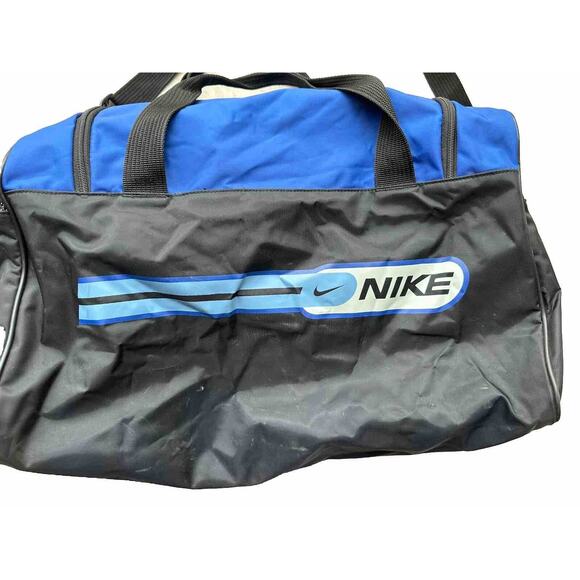 Nike Duffle Gym Bag Blue 19x10x11 With Shoulder Strap H9-sky Vintage - Picture 1 of 5